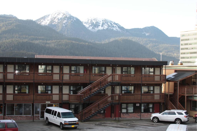 pet-friendly hotels juneau